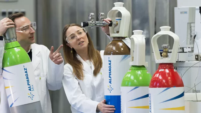 Gazy specjalne, gazy kalibracyjne